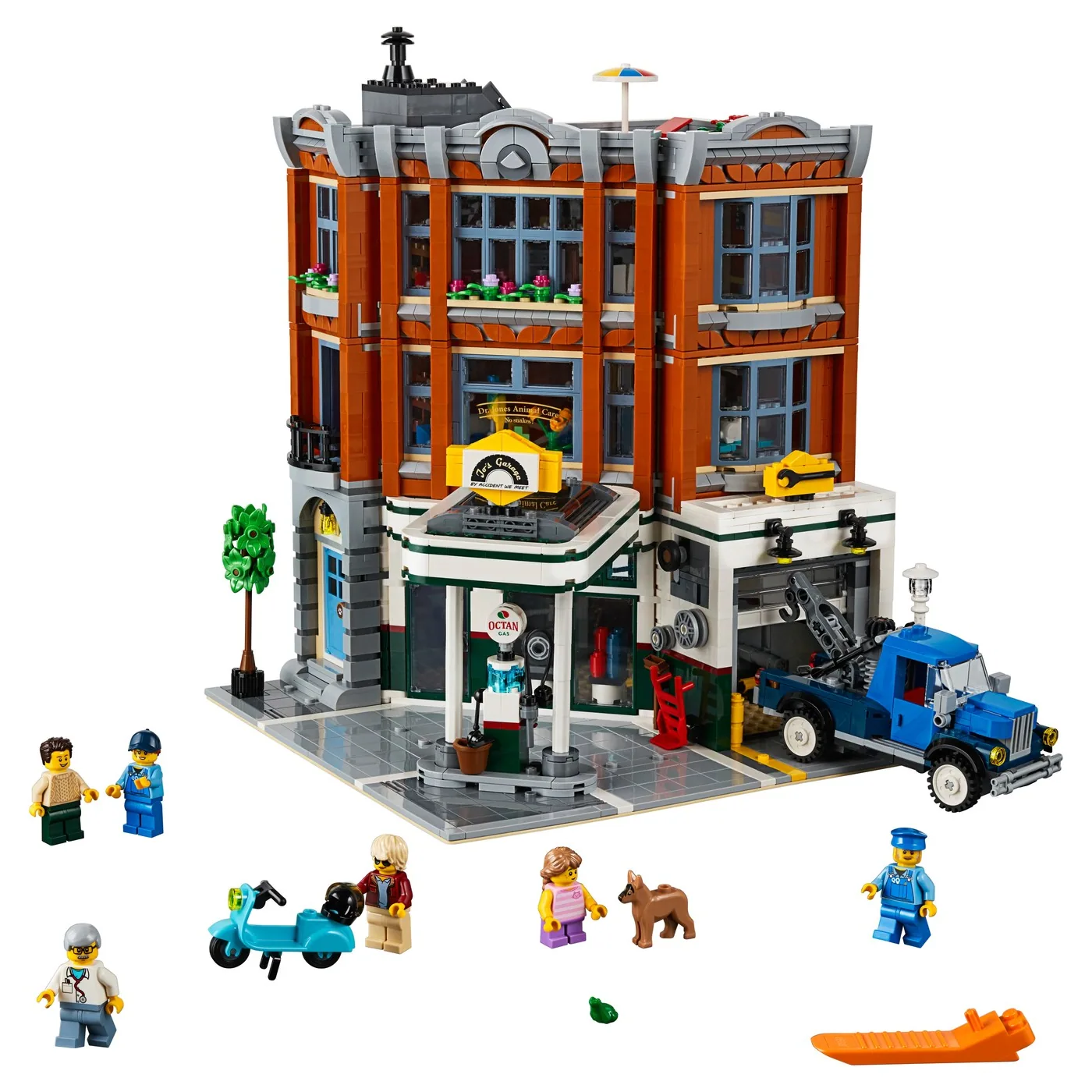 LEGO Icons Corner Garage 10264 — product photo